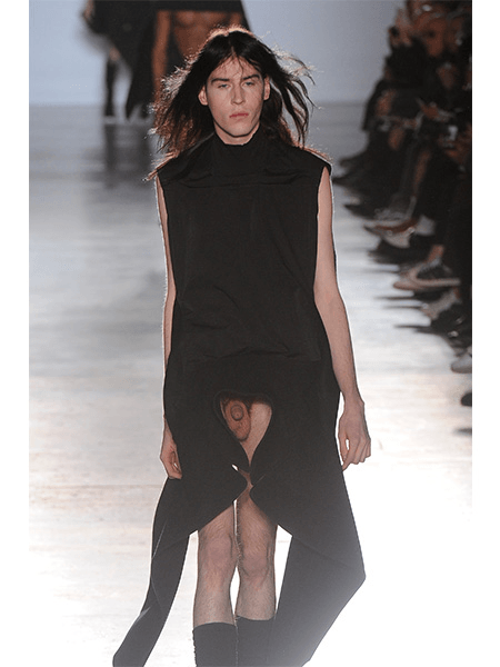 Rick Owens ballar ur i Paris