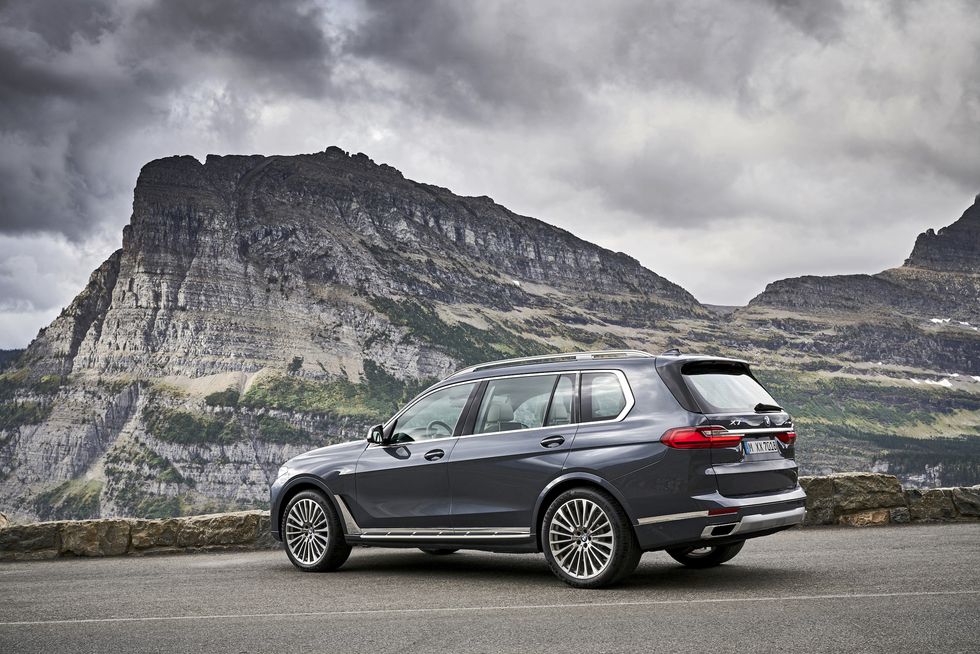 Här är sprillans nya BMW X7