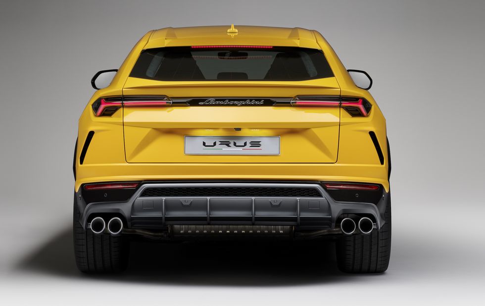 Lamborghini Urus med 650 hk V8 – världens snabbaste suv