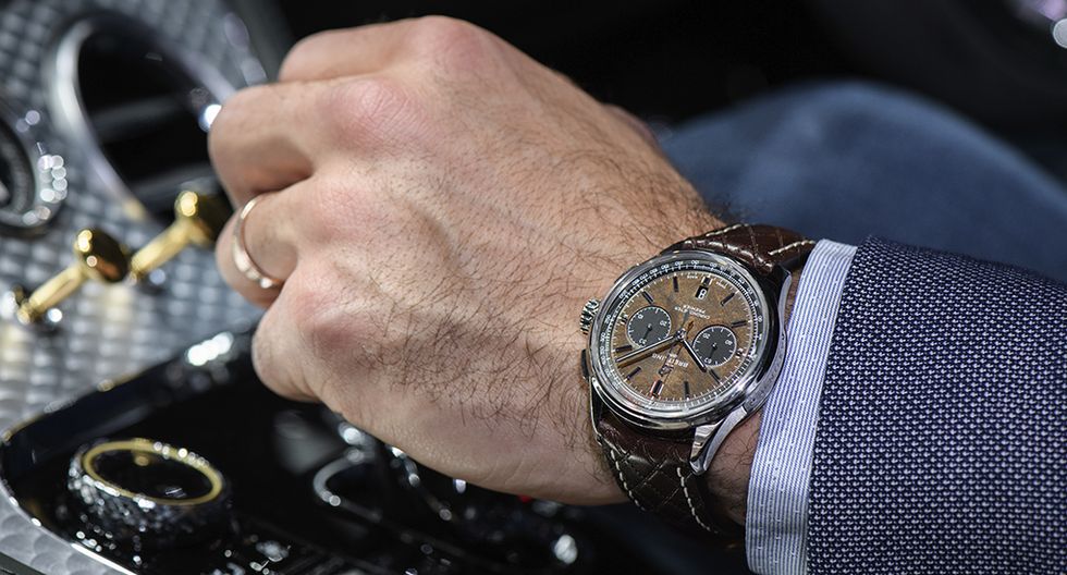 Breitling släpper lyxklocka i rött guld med Bentley