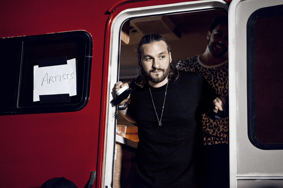 Steve Angello: De betalade en polis för att skjuta farsan