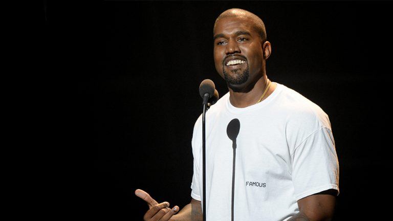 Picture: Kanye West släpper 2 nya album – och skriver bok på Twitter