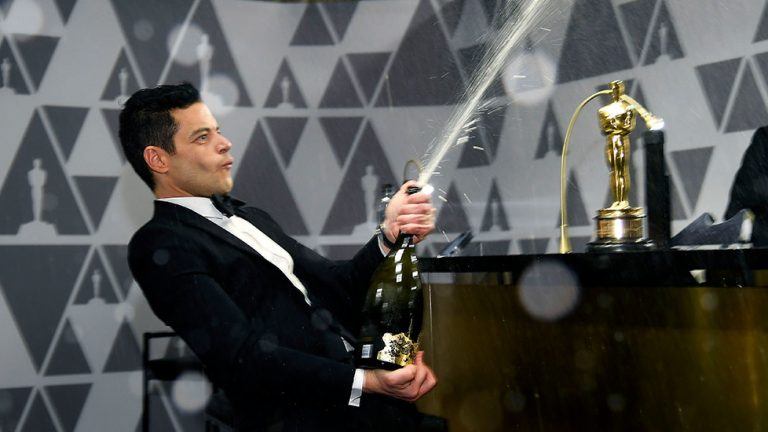 Picture: King träffar Rami Malek från succéfilmen ”Bohemian Rhapsody”