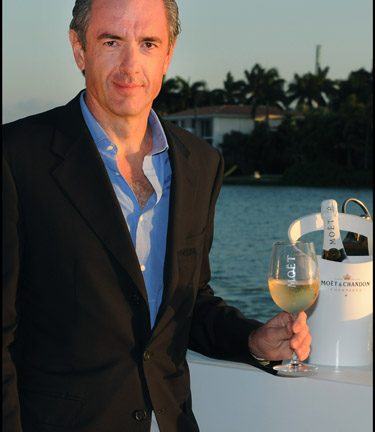 Picture: Moët häller is i skumpan