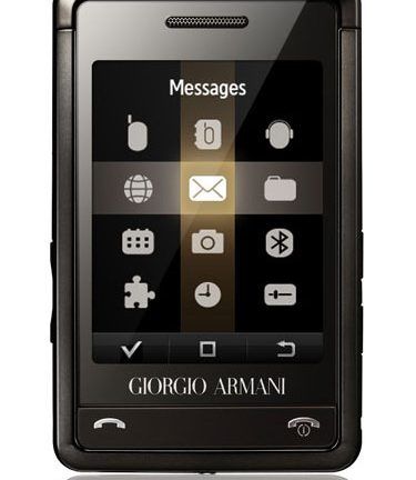 Picture: Armani gör som Prada