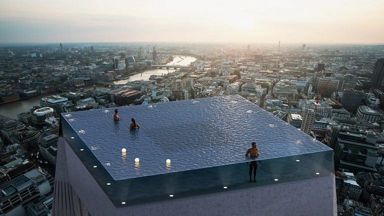 Infinity pool med utsikt över London.